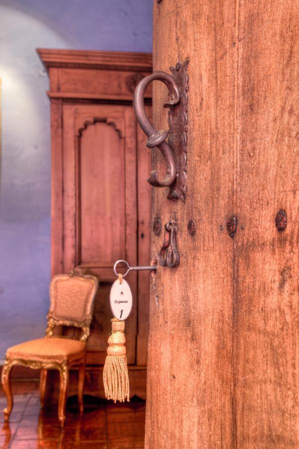 Meson Sacristia De La Compania Hotel Boutique Puebla Kamer foto